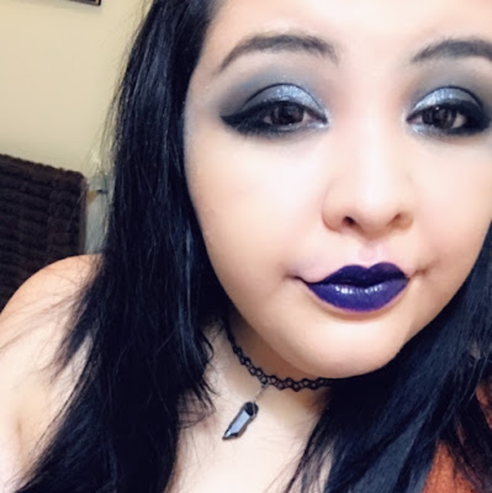 Meet your Posher, Karina